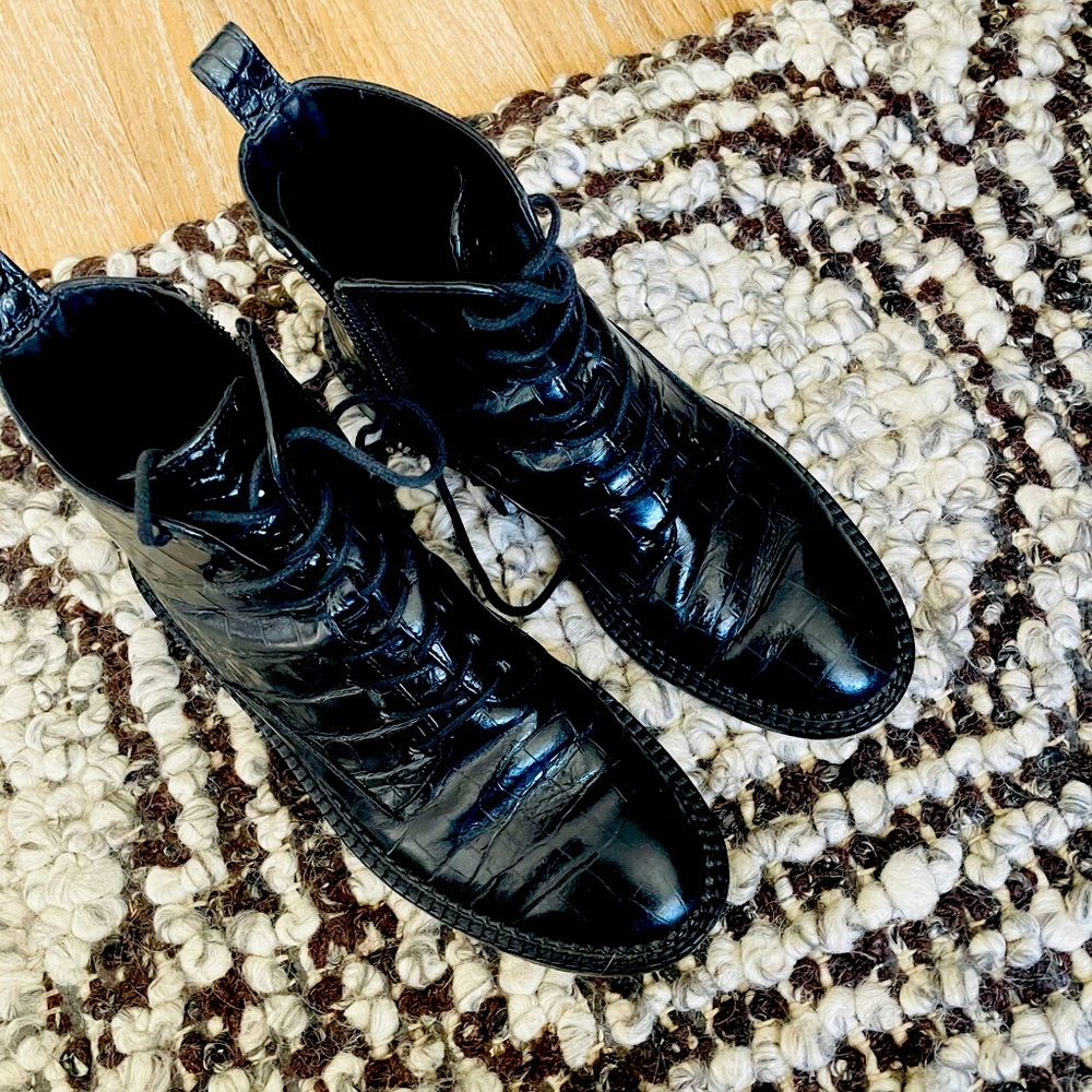 Vince Cabria snakeskin boots